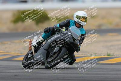 media/Jan-14-2023-SoCal Trackdays (Sat) [[497694156f]]/Turn 4 Set 1 (1020am)/